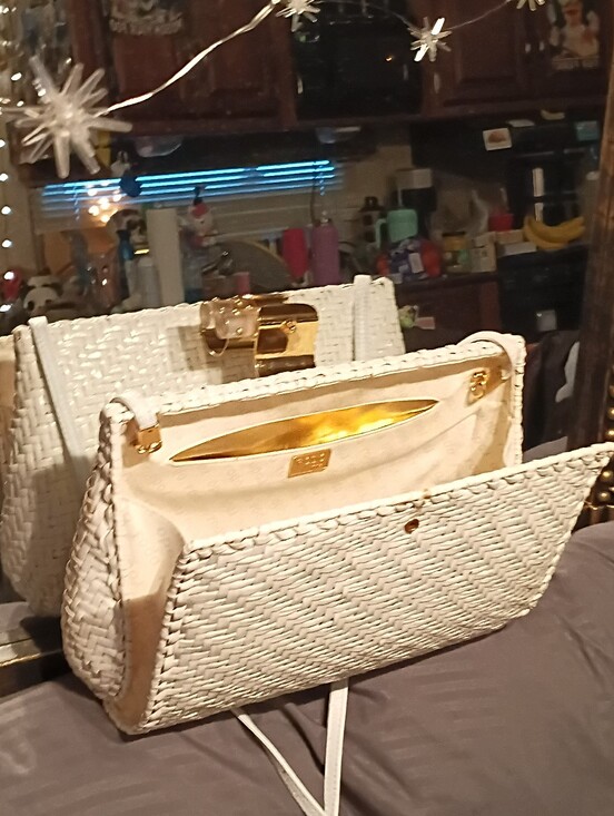 Rodo Italy Handbags - Woven Rodo Italy White Shoulder Bag with Gold-Tone Clasp(100%Authentic,Rare)